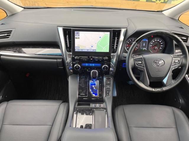 Toyota ALPHARD 2020-12 185153-1
