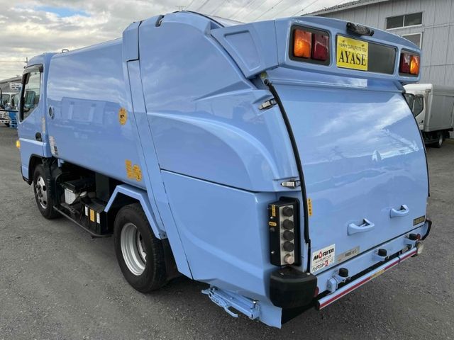 Mitsubishi CANTER 2015-10 195118-3