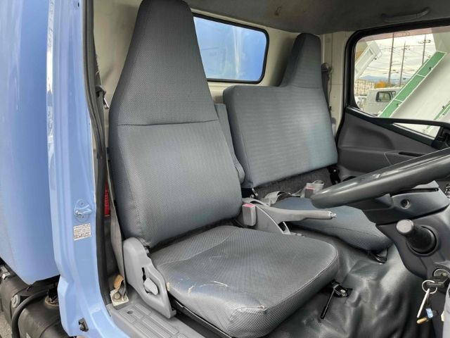 Mitsubishi CANTER 2015-10 195118-21