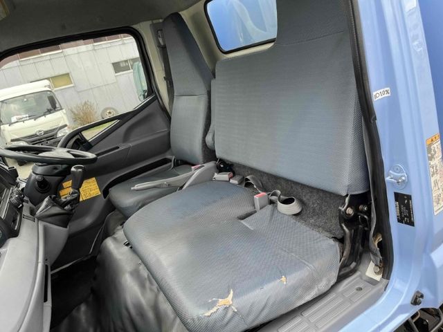 Mitsubishi CANTER 2015-10 195118-24