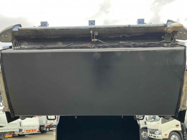 Mitsubishi CANTER 2015-10 195118-18