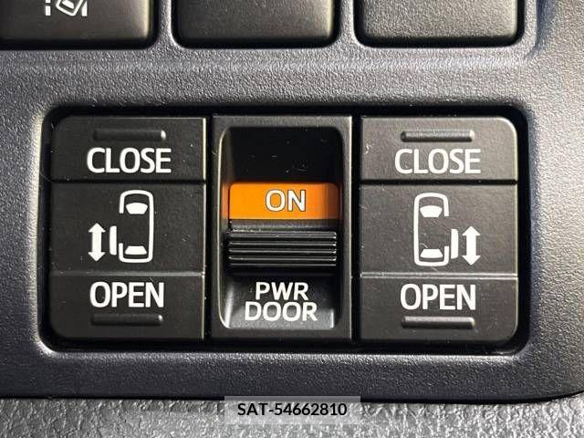 Toyota VOXY 2016-12 289102-4
