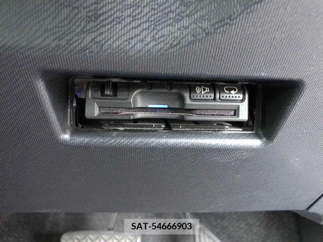 Toyota AQUA 2019-06 375816-14