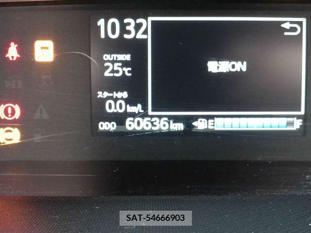 Toyota AQUA 2019-06 375816-11