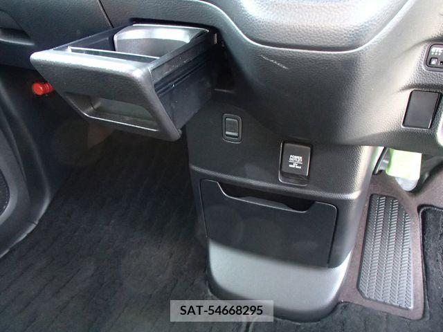 Honda N BOX CUSTOM 2019-09 307236-11