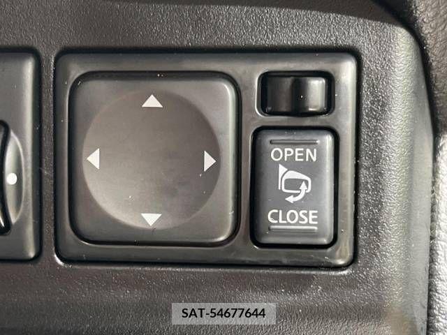 Nissan NOTE 2010-10 280167-6
