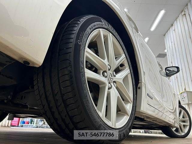 Lexus CT 2014-02 322672-18