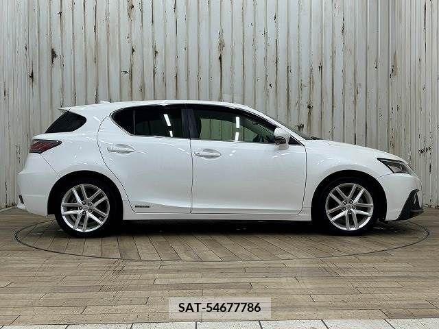 Lexus CT 2014-02 322672-14