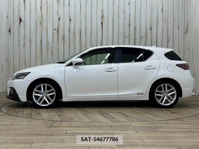 Lexus CT 2014-02 322672-13