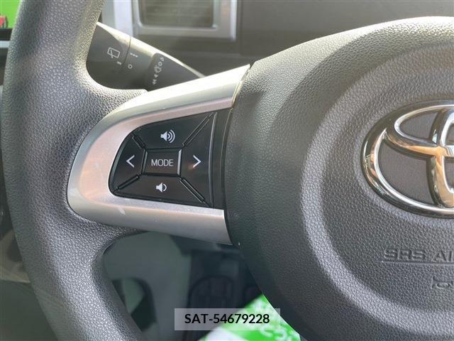 Toyota Pixis Mega 2019-04 348942-20