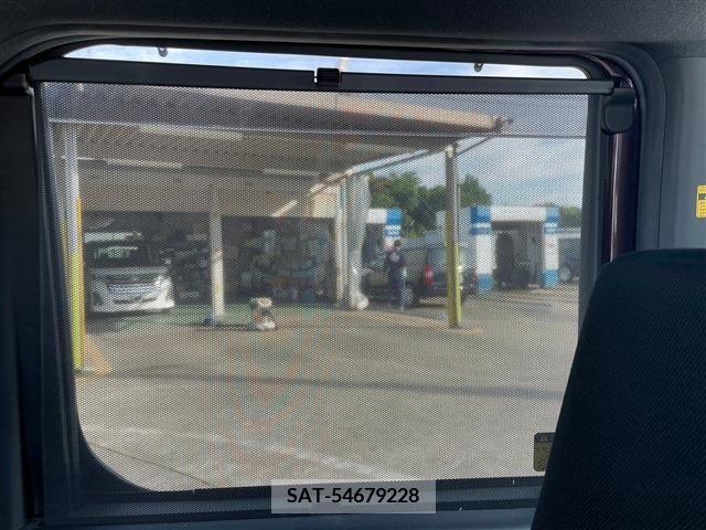 Toyota Pixis Mega 2019-04 348942-29