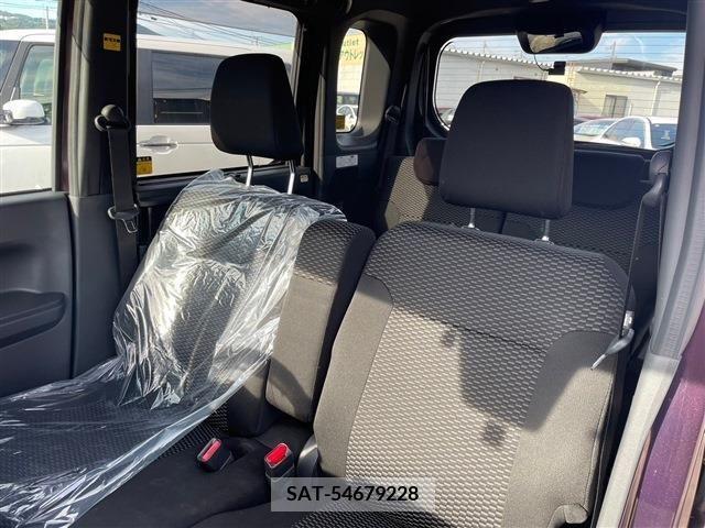 Toyota Pixis Mega 2019-04 348942-2