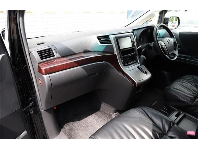 Toyota ALPHARD 2013-04 8156-17