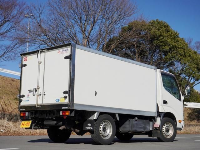 Toyota DYNA TRUCK 2010-06 196204-1