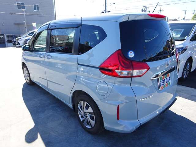 Honda FREED 2023-01 27698-1