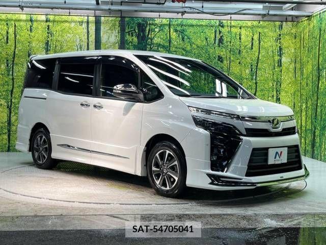 Toyota VOXY 2018-10 332375-17