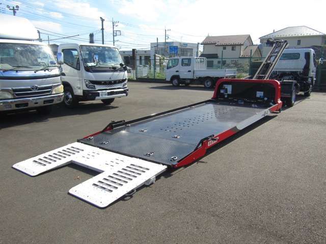 Mitsubishi CANTER 2023-04 185479-7