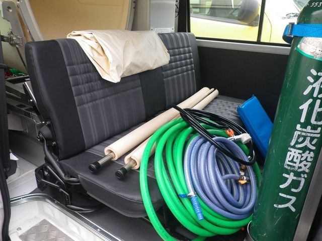 Mazda BONGO VAN 2018-03 3410-6