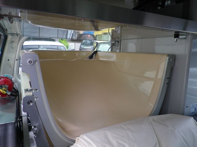 Mazda BONGO VAN 2018-03 3410-7