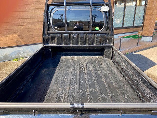 Daihatsu HIJET TRUCK 2020-02 19043-20