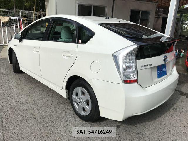 Toyota PRIUS 2010-01 327478-3