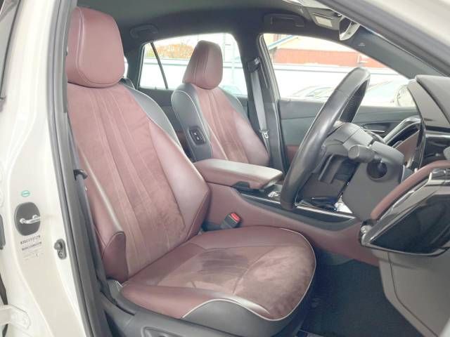 Toyota CROWN SEDAN 2018-12 188823-9