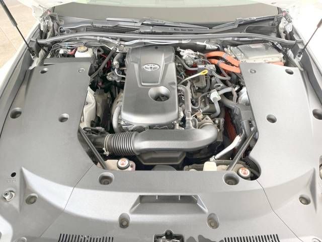 Toyota CROWN SEDAN 2018-12 188823-19