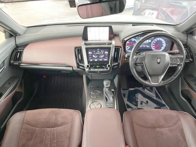 Toyota CROWN SEDAN 2018-12 188823-1