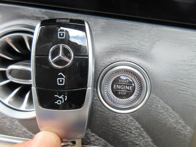 Mercedes Benz CLS-CLASS 2019-02 19887-19
