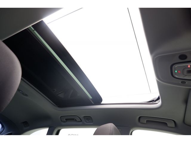 Audi A4 2022-12 185405-26