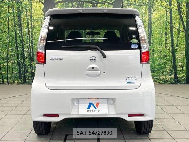 Nissan DAYZ 2014-03 334067-15