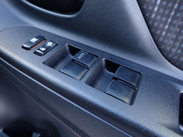 Toyota VITZ 2018-04 192485-14