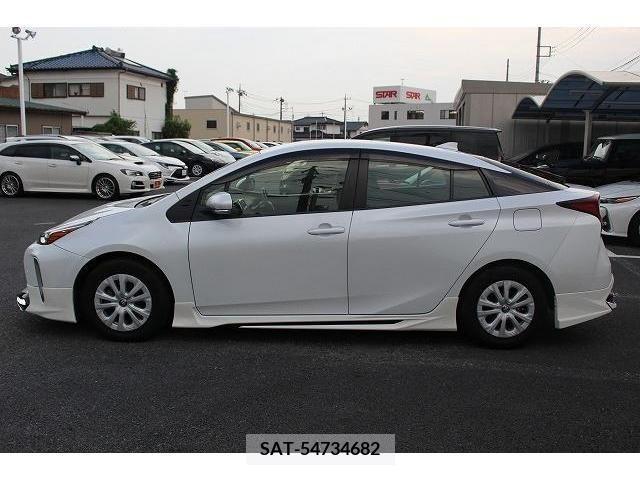 Toyota PRIUS 2020-10 393408-9