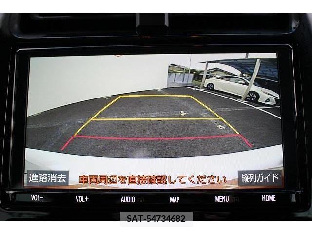Toyota PRIUS 2020-10 393408-1