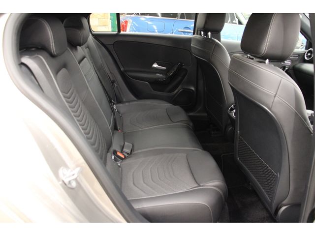Mercedes Benz A-CLASS 2018-12 11014-17