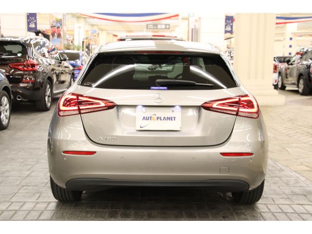 Mercedes Benz A-CLASS 2018-12 11014-26