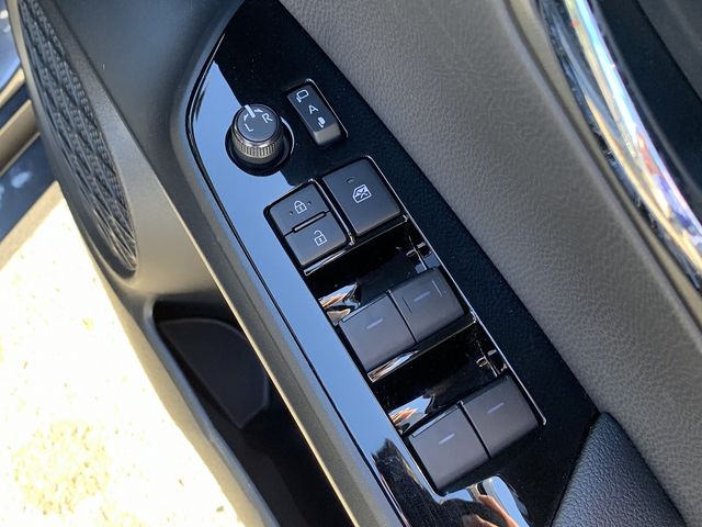 Toyota PRIUS 2019-11 191253-22