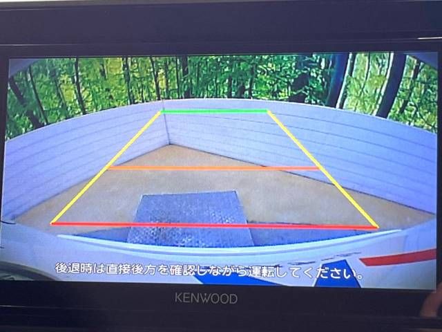 Toyota C-HR 2017-08 13813-4