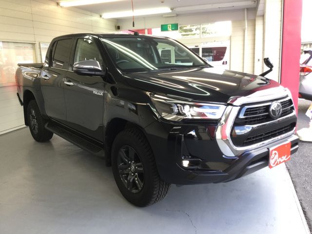 Toyota HILUX 2022-10 10281-4