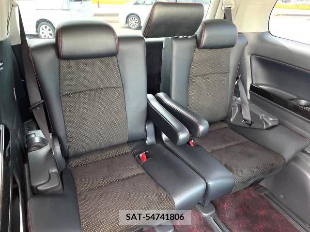 Toyota VELLFIRE 2013-12 329434-13