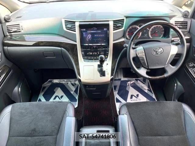 Toyota VELLFIRE 2013-12 329434-1