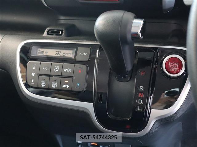 Honda N BOX CUSTOM 2016-05 279268-8