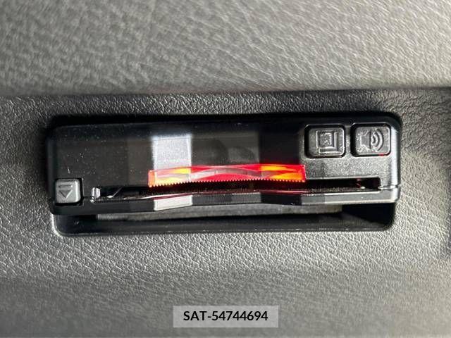 Nissan KICKS 2022-02 362262-7