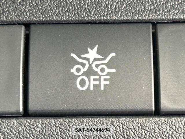 Nissan KICKS 2022-02 362262-6