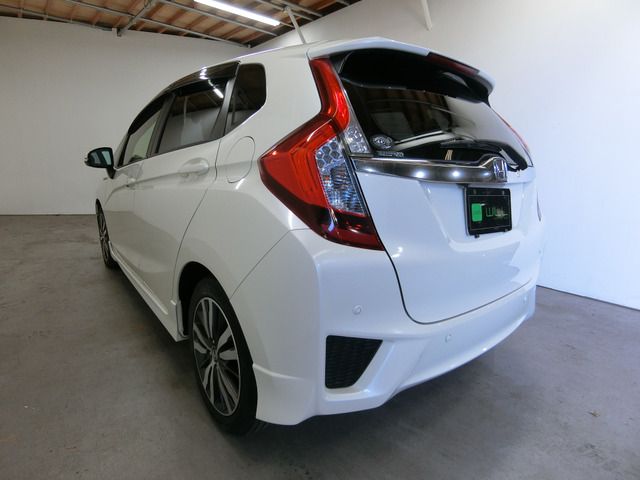 Honda FIT HYBRID 2016-08 18361-12