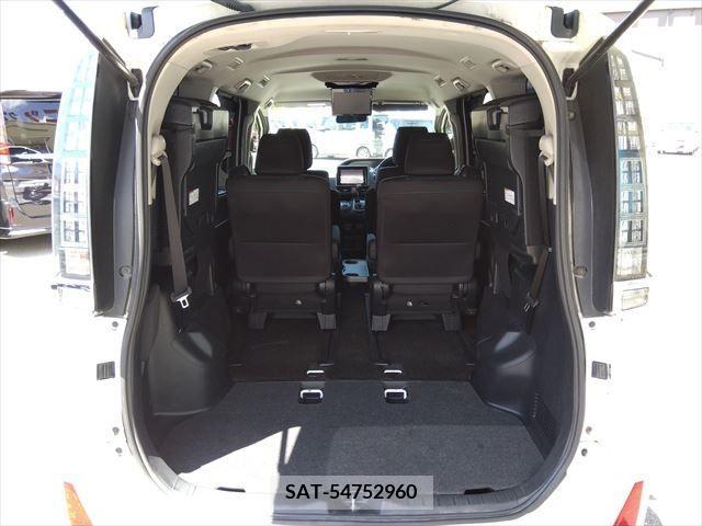 Toyota VOXY 2015-11 321470-16