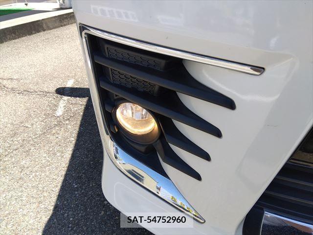 Toyota VOXY 2015-11 321470-4