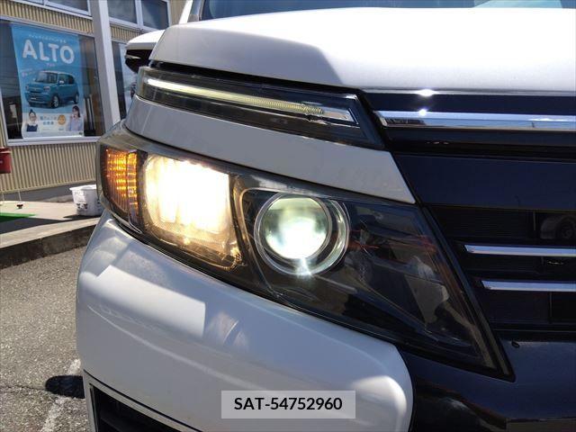 Toyota VOXY 2015-11 321470-3