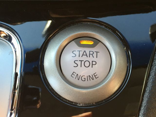 Nissan SERENA 2014-11 183598-16