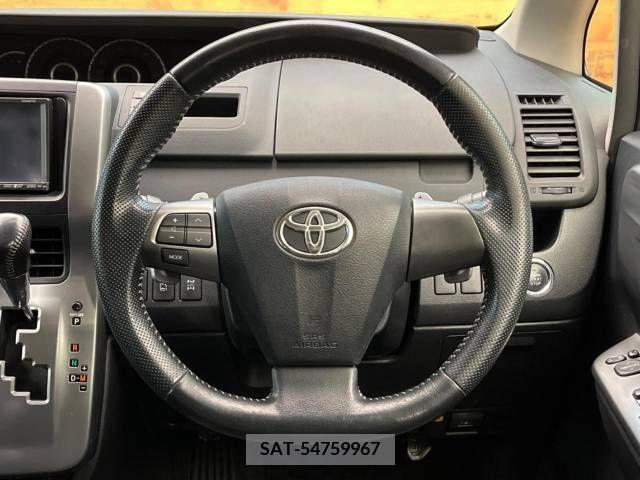 Toyota VOXY 2012-10 255145-11